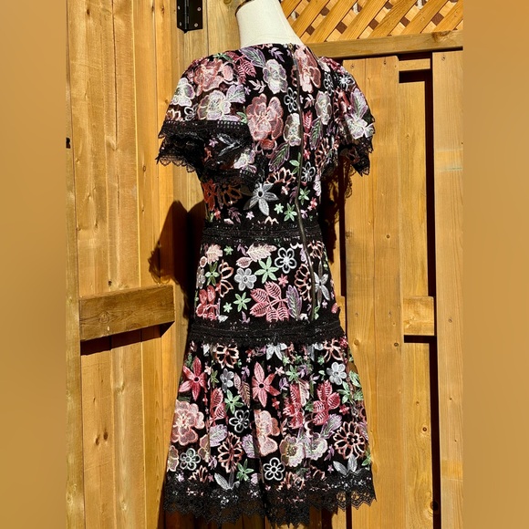 🆕 BRONX & BANCO 🧿NWOT Camille Floral Embroidered Tiered Midi Dress, Sz S / US4 - Picture 9 of 16